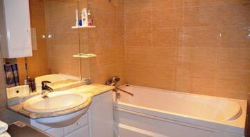 Фото номера Апартаменты с 1 спальней Гостиница Flats Line Apartments Krasnoarmeyskoi г. Брянск 7