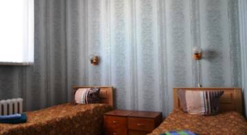 Фото номера Трехместный номер с душем Гостевой дом Dinamo Bryansk г. Брянск 6