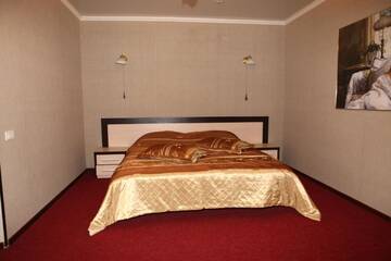 Фото номера Люкс с 1 спальней Гостиница Sochi Hotel г. Брянск 5